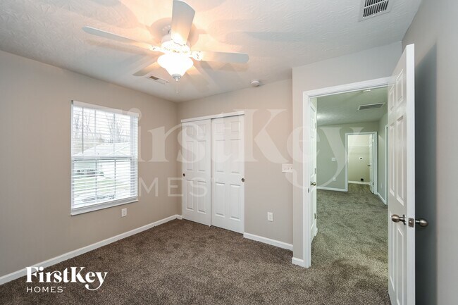 Building Photo - 3478 Hickory Ln