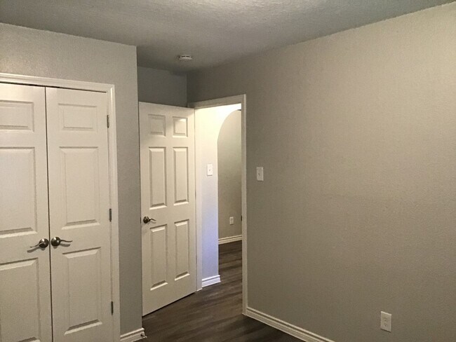 Building Photo - 5010 Chase Mountain Dr