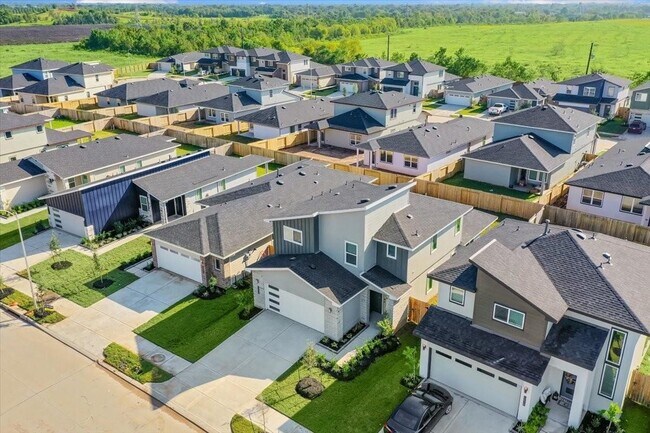 Building Photo - 12517 Abbey House Ct