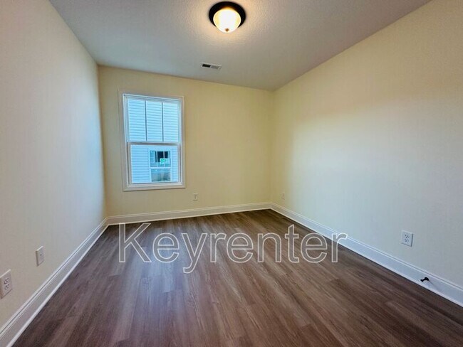 Building Photo - 7209 Ivy Stone Way