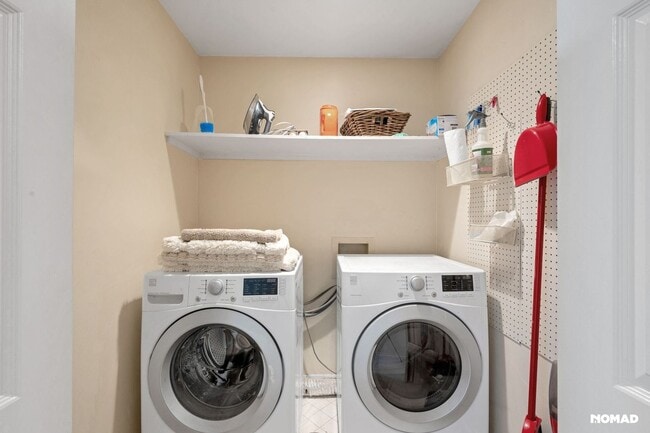 Building Photo - 31 Paces W Dr NW