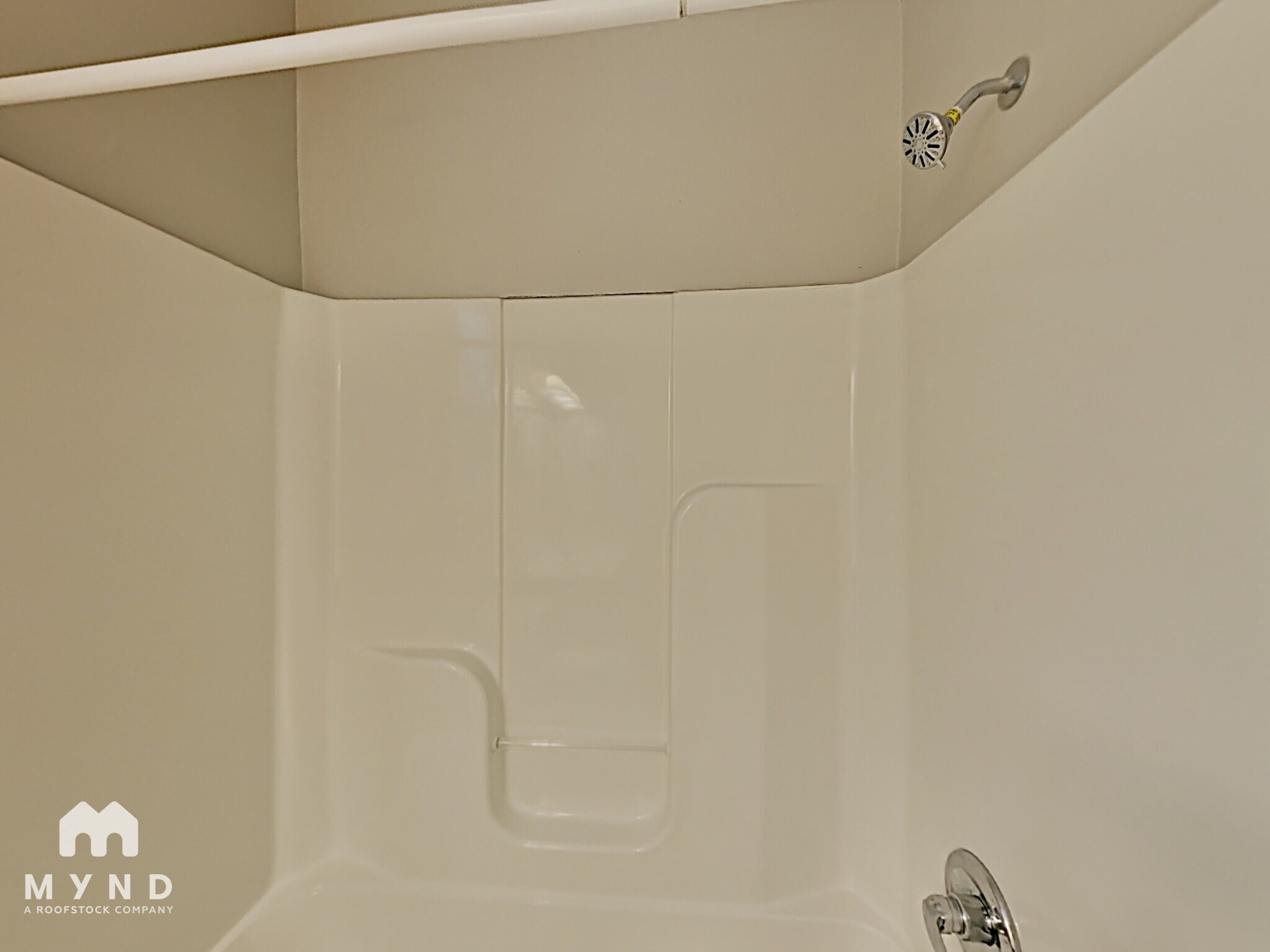 Building Photo - 171 Herring St