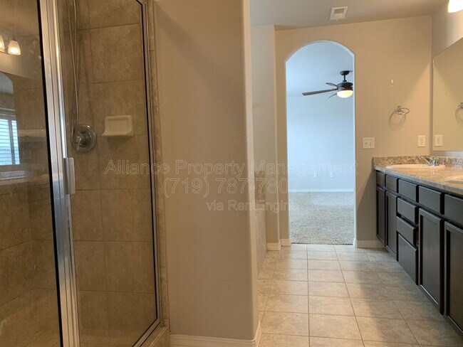 Building Photo - 8885 Vanderwood Rd