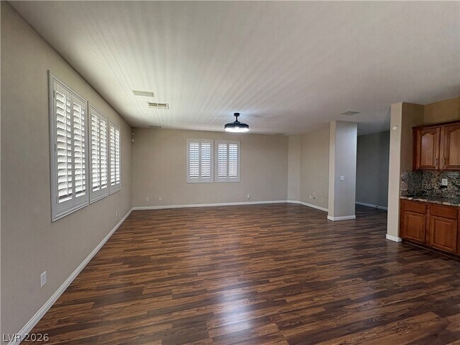 Building Photo - 9113 W Parkstone Ave