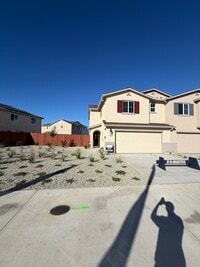 Building Photo - 831 Congaree Ln