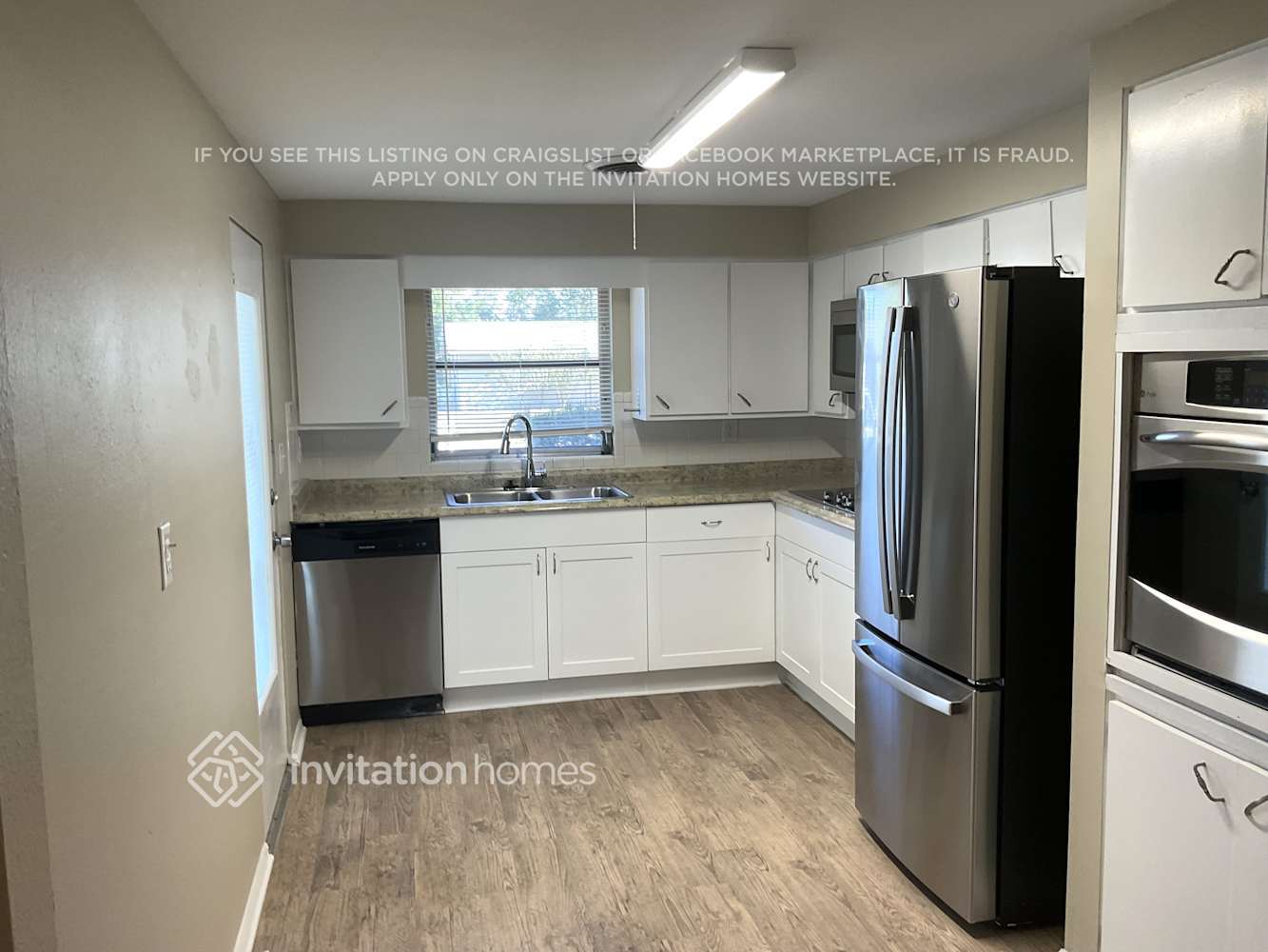 Building Photo - 2824 Seaspray St