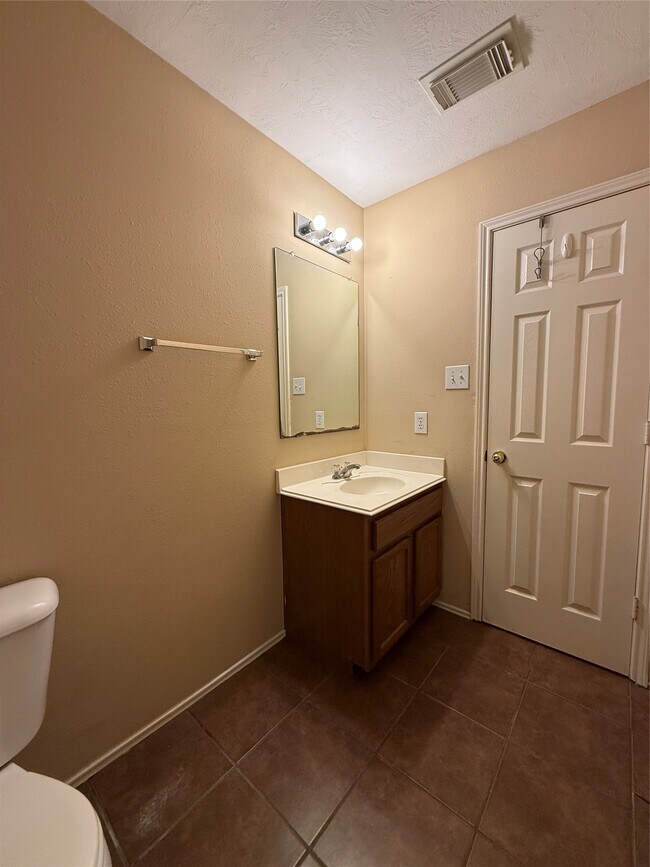 Building Photo - 2623 Marble Manor Ln