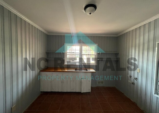 Building Photo - 414 N 3rd St