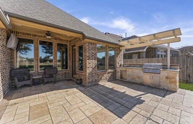 Building Photo - 10811 Gates Randal Ct