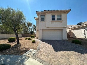 Building Photo - Rhodes Ranch