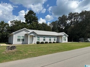 Building Photo - 162 Crocker Rd