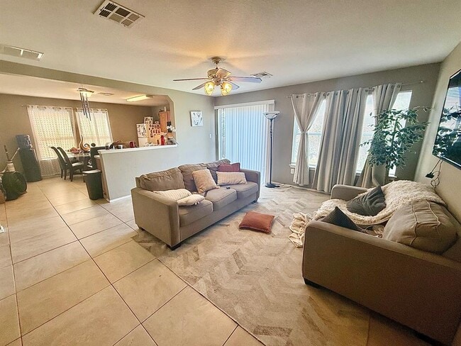 Building Photo - 12513 Mexicana Cove