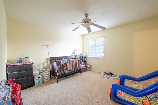 Building Photo - 5000 Willamette Ln