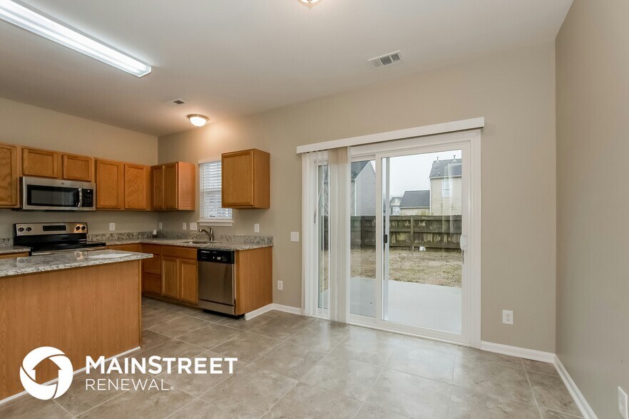 Building Photo - 5307 Peachwood Dr