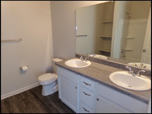Building Photo - 1155 Bulldog Dr