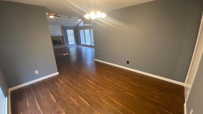 Building Photo - 3615 Windbriar Ct