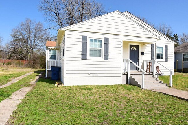 Building Photo - LORAINE.518-520