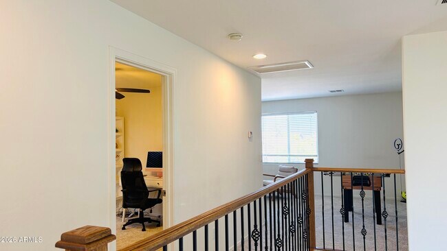 Building Photo - 2753 W Peggy Dr