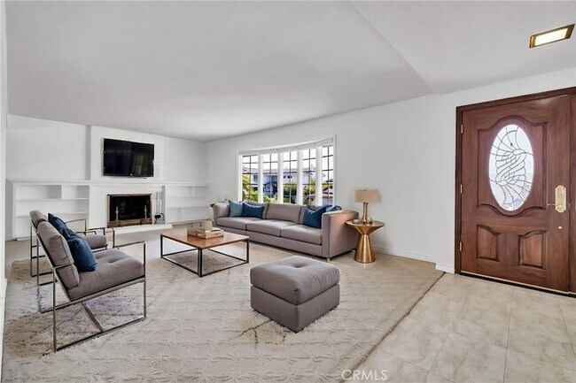 Building Photo - 3675 Vigilance Dr