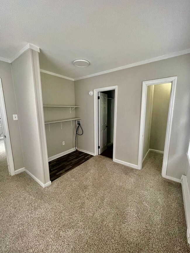 Building Photo - Don't miss out on this  2 bedroom 1 bath home . Located in Lincolnton .