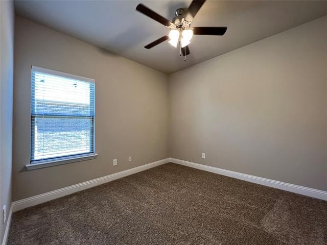 Building Photo - 649 Comal Dr