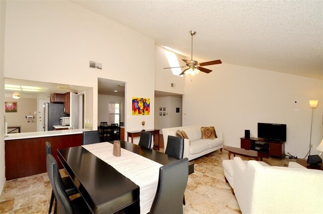 Building Photo - 3307 Long Hollow Ct