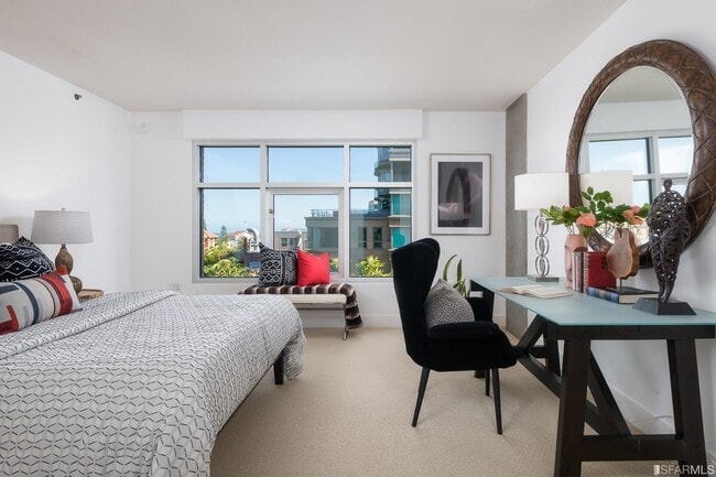 Building Photo - 200 Brannan St