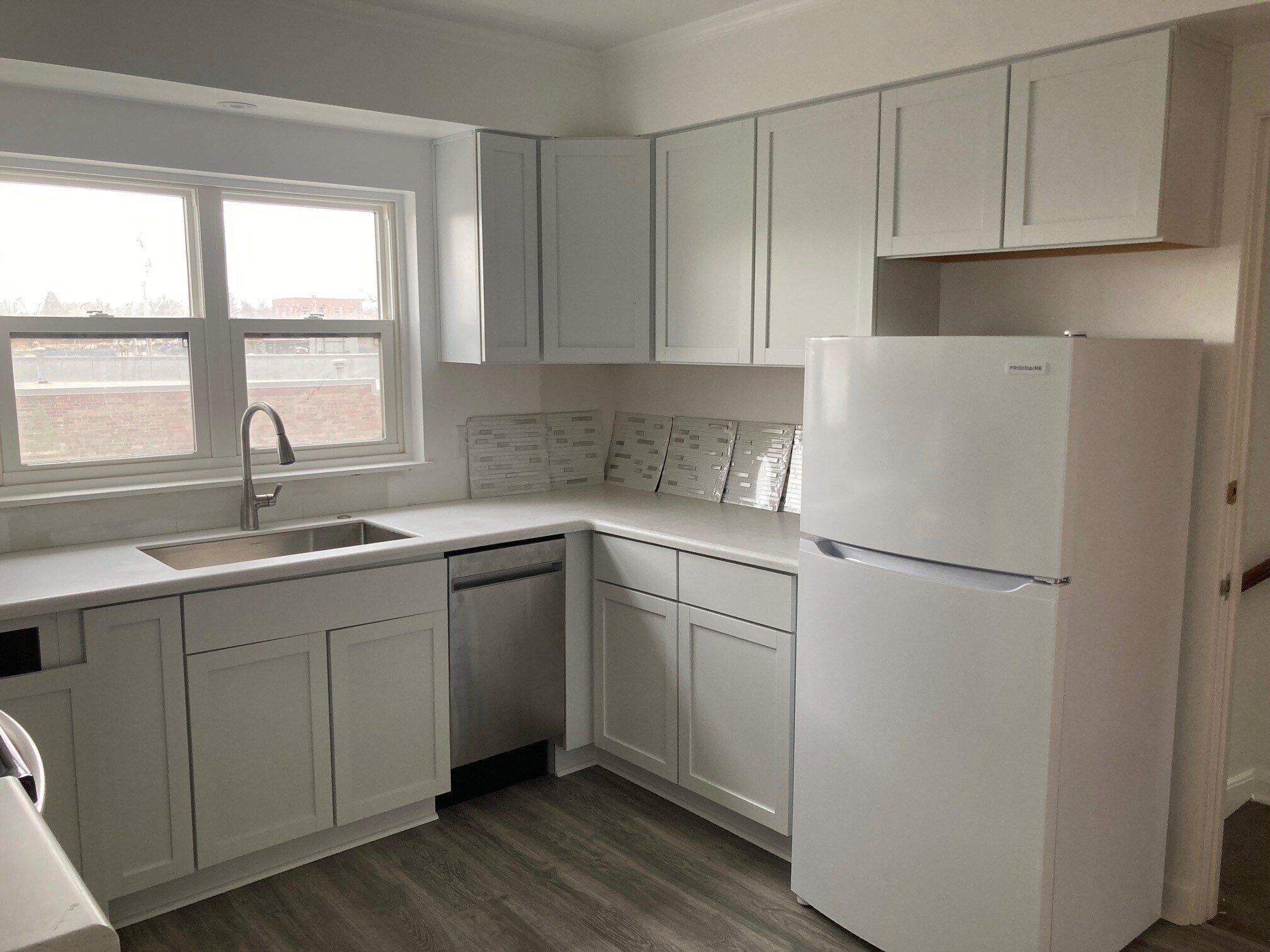 Building Photo - 936 42nd St