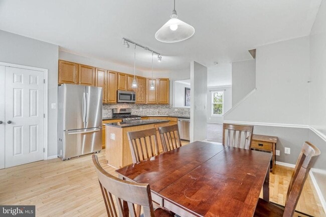 Building Photo - 43162 Ivywood Terrace