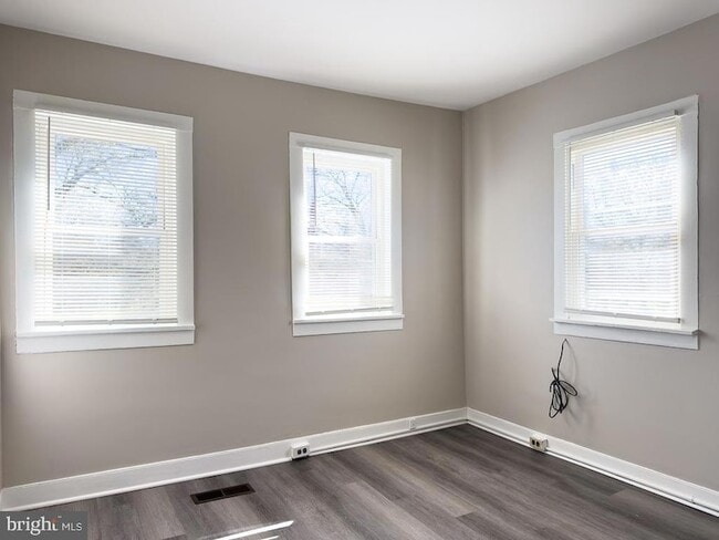 Building Photo - 127 N Prince St