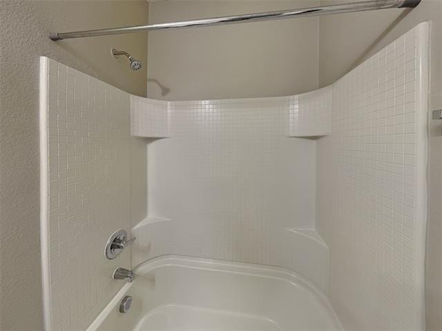 Building Photo - 215 Saddlebrook Ln