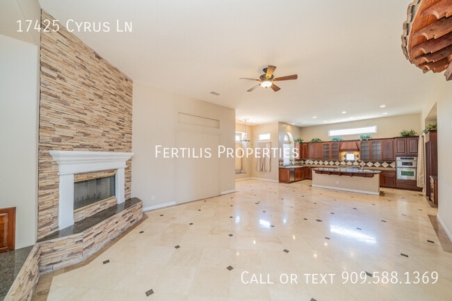 Building Photo - 17425 Cyrus Ln