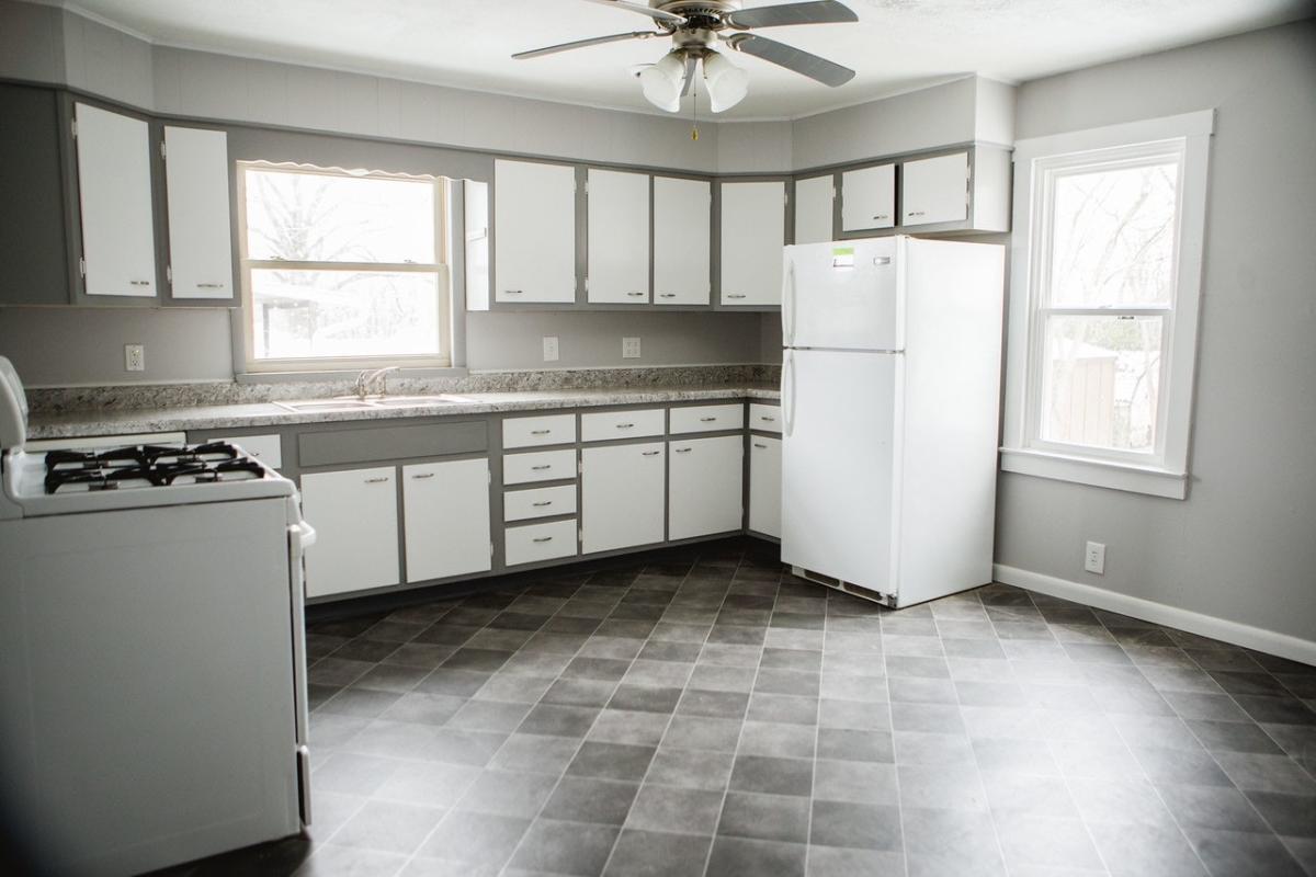 Building Photo - 1402 S Woodlawn Ave