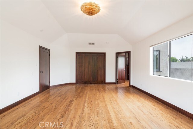 Building Photo - 1949 N Catalina St