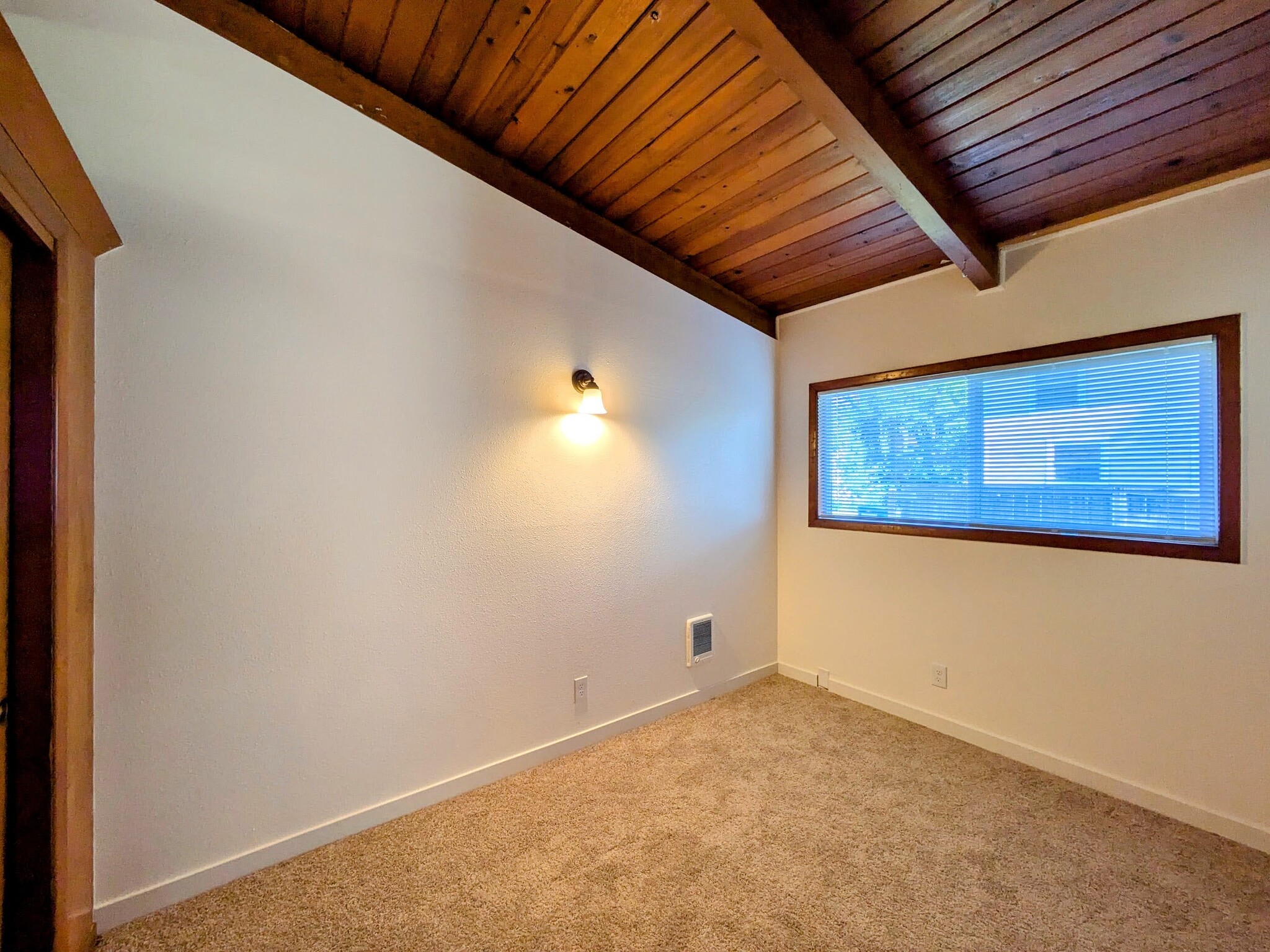Building Photo - 11725 SW 7th St