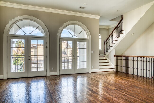 Building Photo - 5711 Winsome Ln