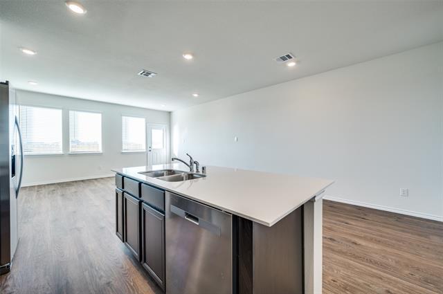 Building Photo - 7024 Vining Dr