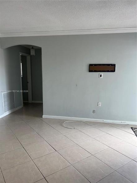 Building Photo - 6805 NW 75th St