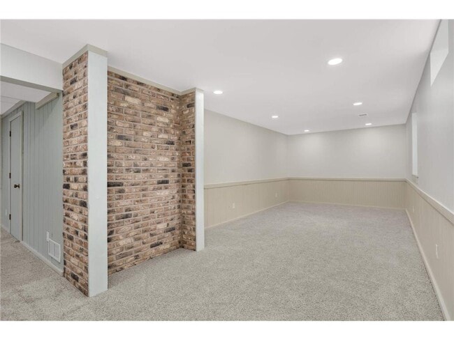 Building Photo - 14682 Dominica Ct