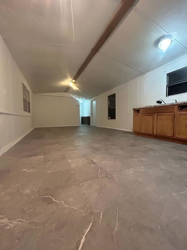 Building Photo - Rent this 2 Bedroom in Monetta!