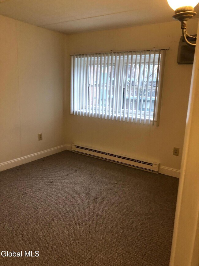 Building Photo - 151 Jefferson St