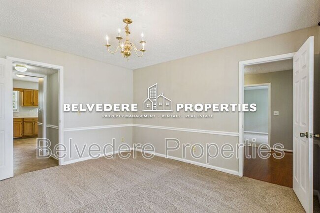 Building Photo - 900 Stockwood Ct