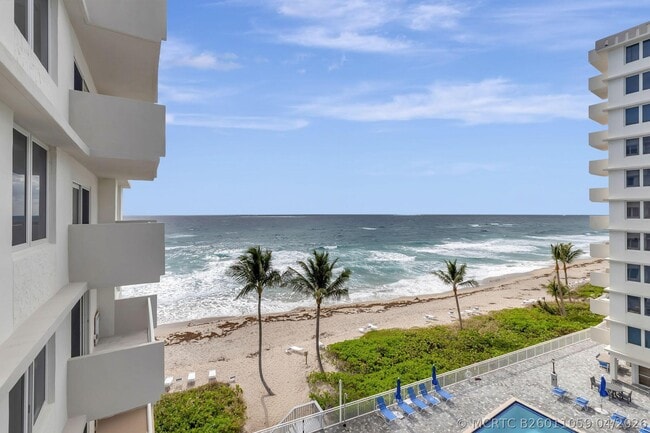 Building Photo - 3215 S Ocean Blvd