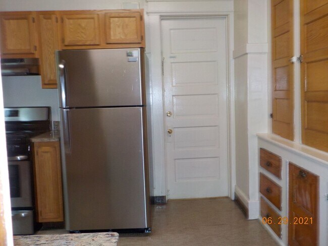 Building Photo - 969-971 Lancaster Ave