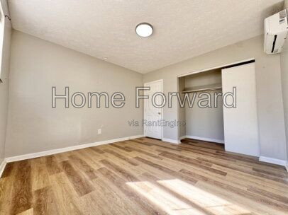 Building Photo - 126 Bourbon Hills Dr