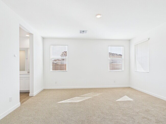 Building Photo - Brand new home with Casita