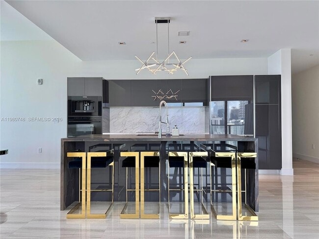 Building Photo - 1451 Brickell Ave