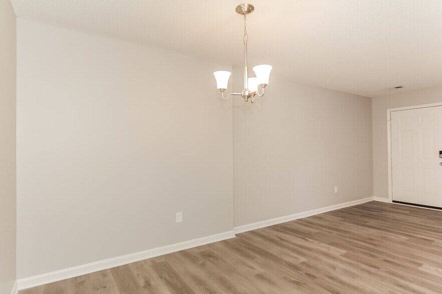 Building Photo - 12654 Tucker Crossing Ln