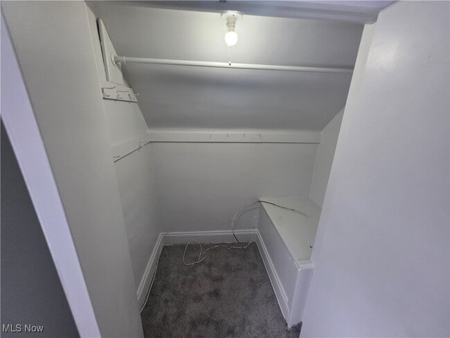 Building Photo - 9825 Macon Ave