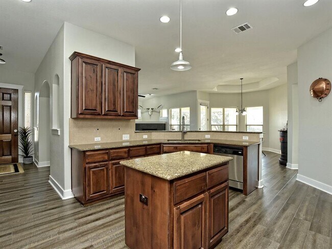 Building Photo - 214 Rivulet Ln